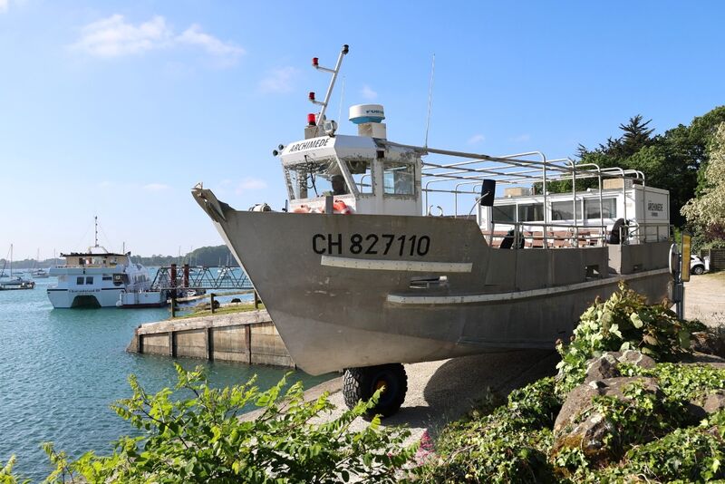 L’Archimède, amphibious passenger vessel registered CH 827110, on her slipway.
